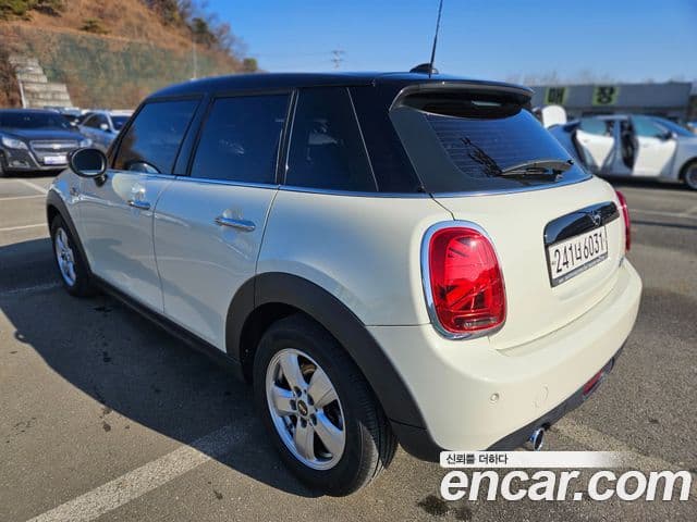 Mini Cooper 3세대, 2021 16