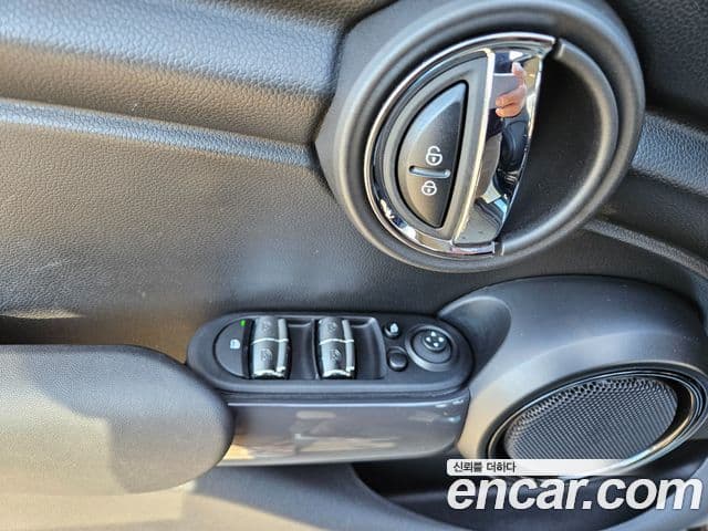 Mini Cooper 3세대, 2021 19