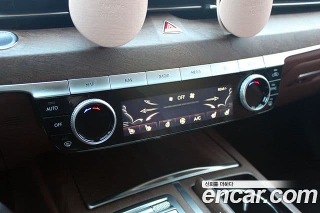 Genesis G80 (RG3) бензин 2.5 турбо AWD, 2021 11