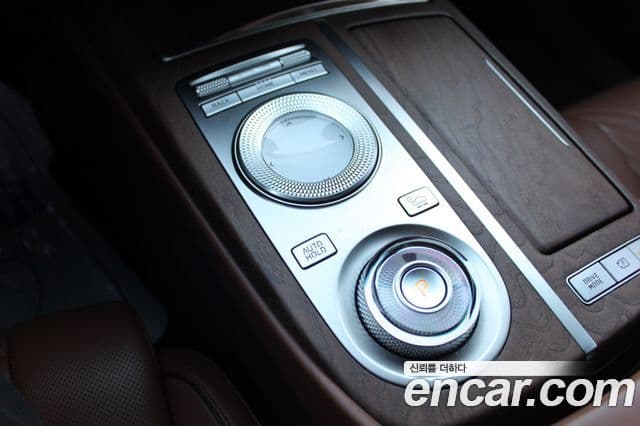 Genesis G80 (RG3) бензин 2.5 турбо AWD, 2021 12