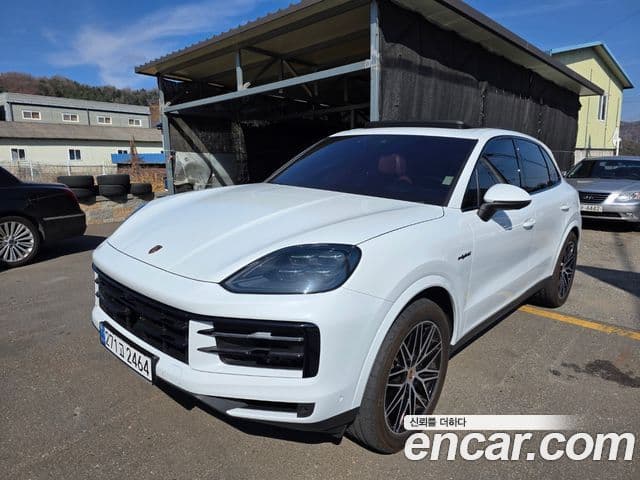 Porsche Cayenne (PO536) 3.0 S E-гибрид, 2025 3
