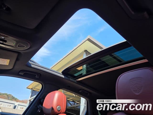 Porsche Cayenne (PO536) 3.0 S E-гибрид, 2025 16