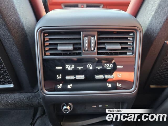 Porsche Cayenne (PO536) 3.0 S E-гибрид, 2025 18