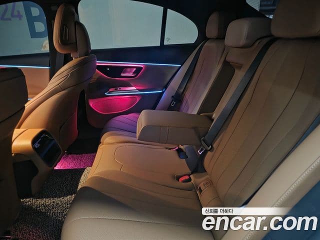 Mercedes-Benz E-класс W214 Exclusive, 2024 9