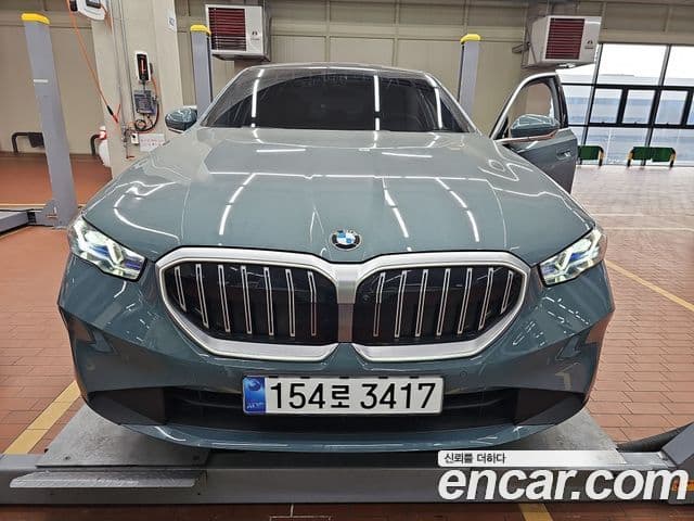 BMW 5시리즈 (G60), 2025 1
