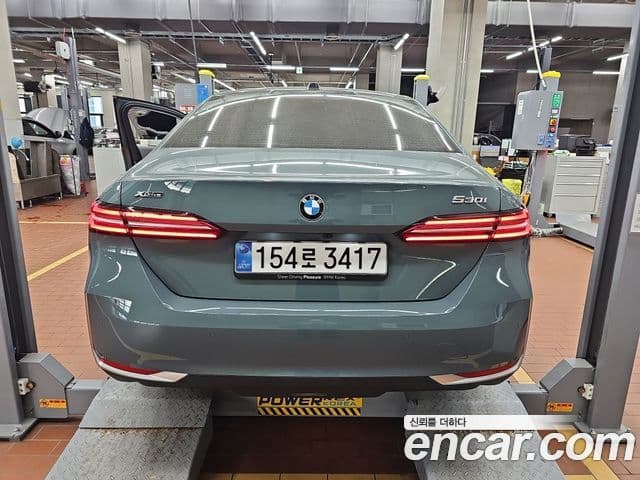 BMW 5시리즈 (G60), 2025 2