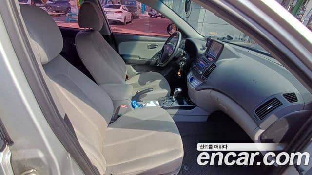 Hyundai Avante HD Luxury, 2010 1