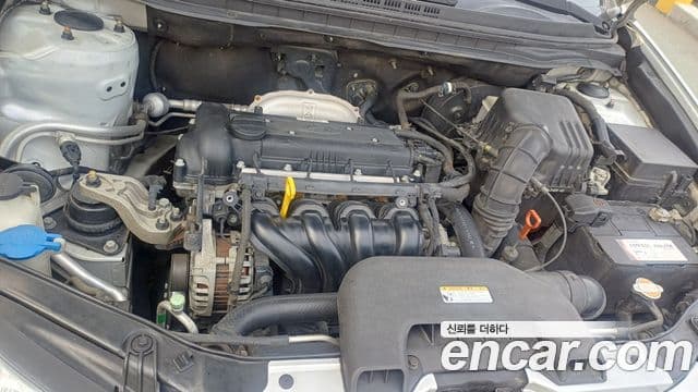 Hyundai Avante HD Luxury, 2010 11