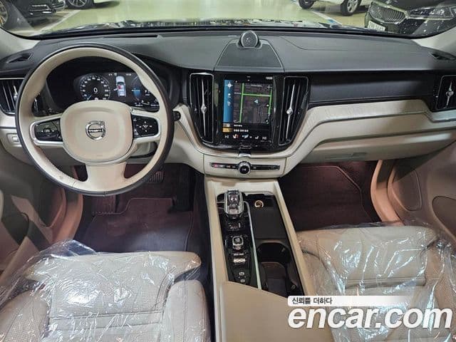 Volvo XC60 2세대 T8 Inscription, 2021 7