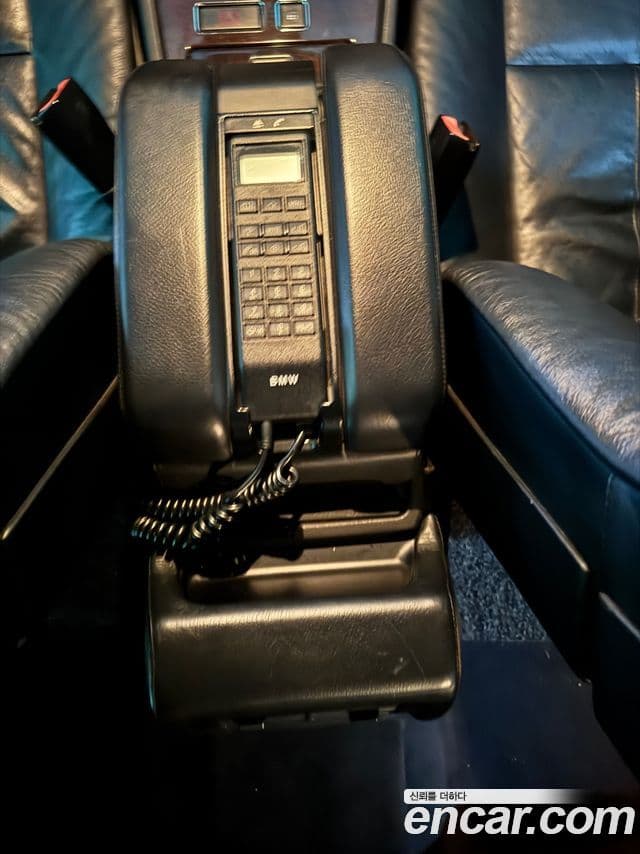 BMW 7시리즈 E38, 2000 8