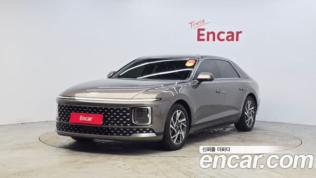 Hyundai Grandeur (GN7) Premium, 2023 1