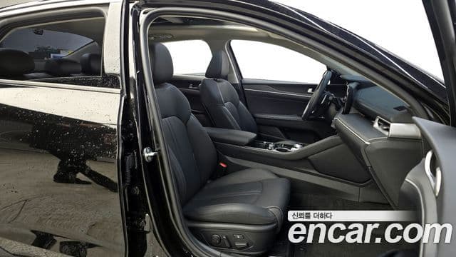 Kia K5 3세대 Prestige, 2022 10
