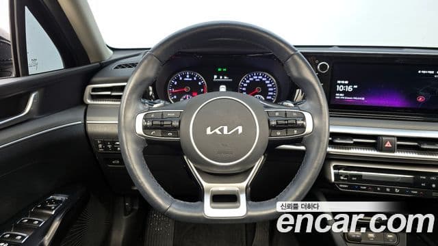 Kia K5 3세대 Prestige, 2022 13