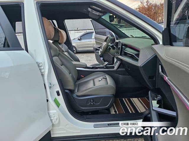 KG모빌리티(SsangYong) Torres T7, 2023 9