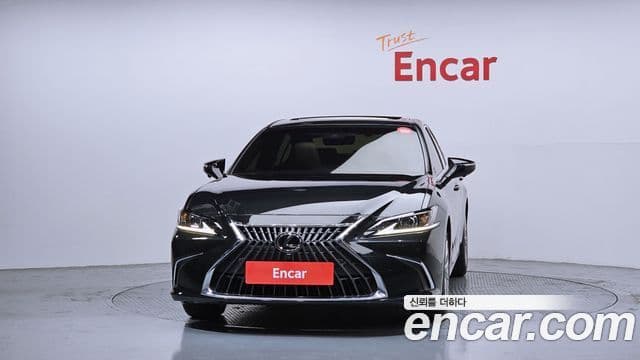Lexus ES300h 7세대 Luxury Plus, 2023 3