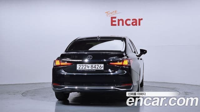 Lexus ES300h 7세대 Luxury Plus, 2023 4