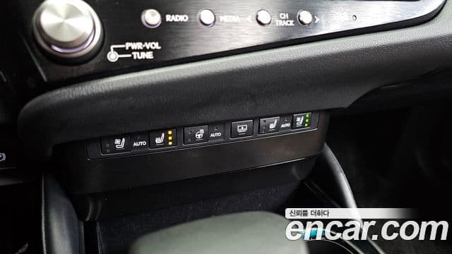 Lexus ES300h 7세대 Luxury Plus, 2023 15