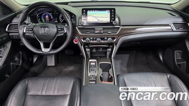 Honda Accord 10세대 2.0 гибрид Туринг (Touring), 2018 7