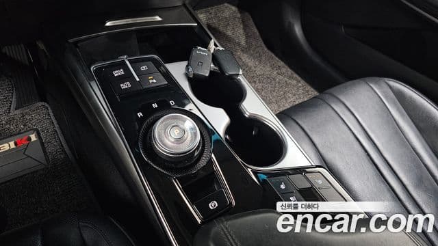 Kia K8 Standard(арендный автомобиль), 2022 9