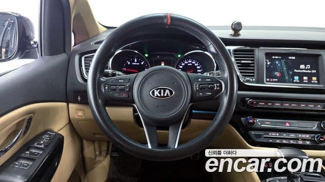Kia All New Carnival Noblesse, 2017 13