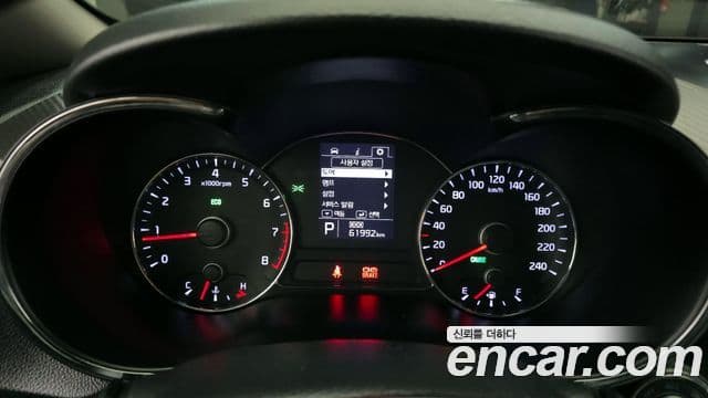 Kia K3 Trendy, 2015 8