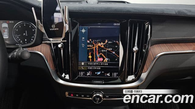 Volvo S60 3세대 B5 Inscription, 2022 14