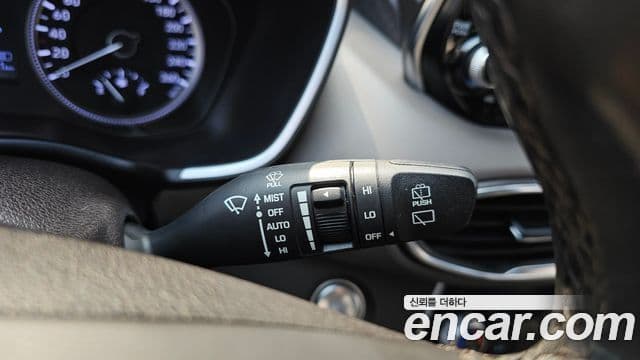 Hyundai Santa Fe TM Exclusive Special, 2019 18