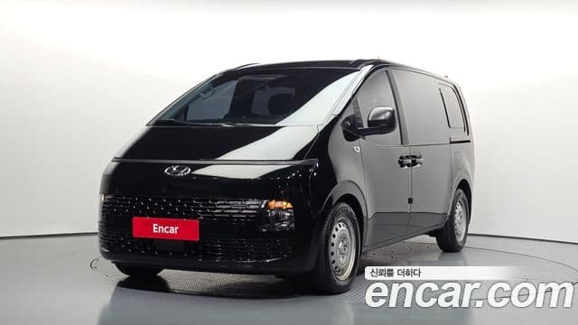Hyundai Staria Smart, 2022 1