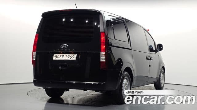 Hyundai Staria Smart, 2022 2