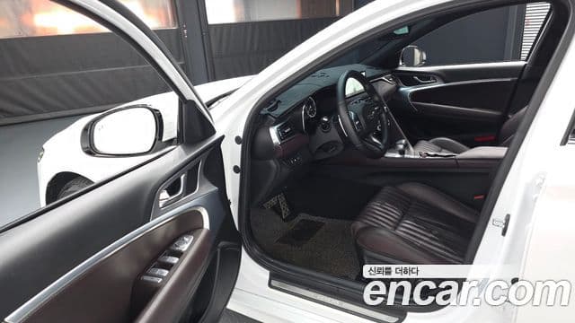 Genesis The / новый New G70, 2022 10