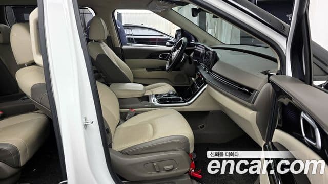 Kia Carnival 4세대 Signature, 2021 11
