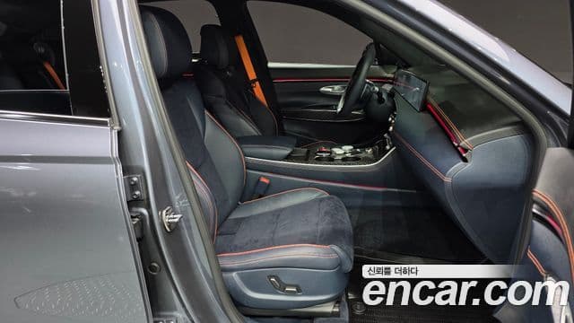 Genesis GV70, 2025 10