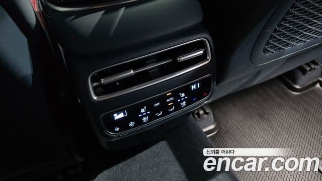 Genesis GV70, 2025 17