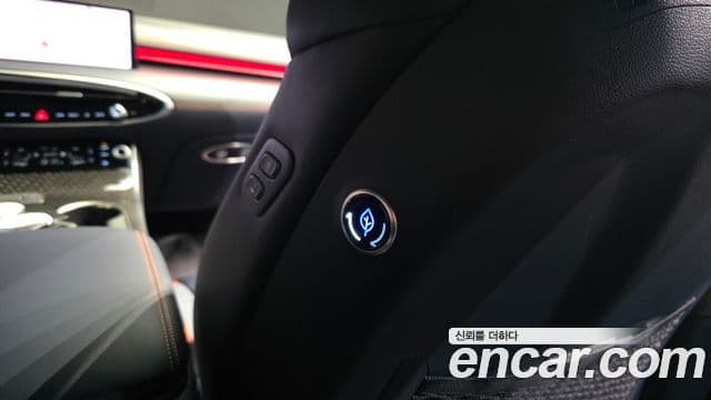 Genesis GV70, 2025 20