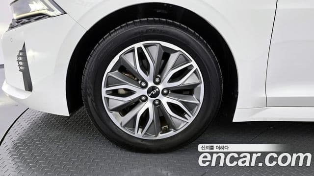 Kia K5 гибрид 3세대 Prestige, 2022 все фото