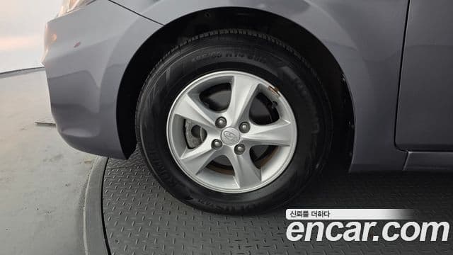 Hyundai Accent(новый кузов / новое поколение) Modern, 2014 все фото