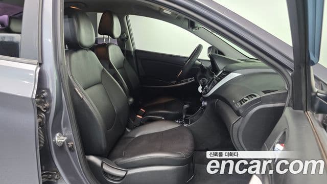 Hyundai Accent(новый кузов / новое поколение) Modern, 2014 10