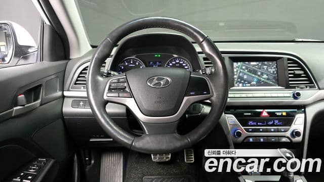 Hyundai Avante AD 1.6 GDI Smart, 2016 13