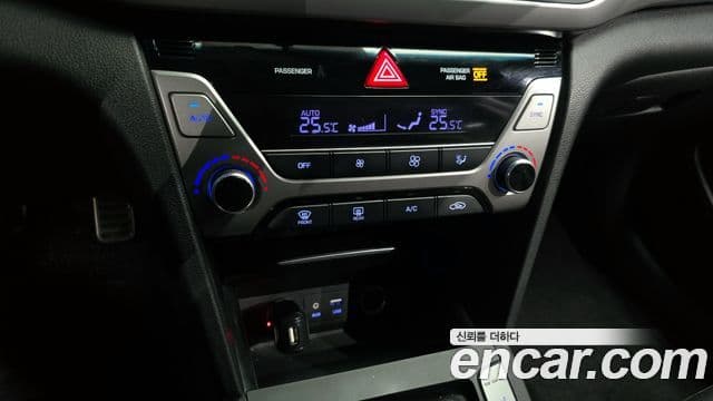 Hyundai Avante AD 1.6 GDI Smart, 2016 16
