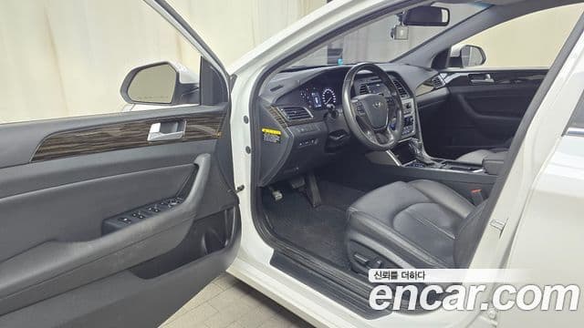 Hyundai LF Sonata 2.0 Smart, 2017 10