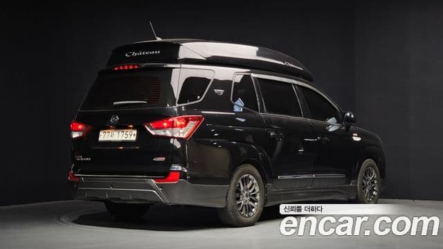 KG모빌리티(SsangYong) Korando 투리스모 4WD Chateau 11인승, 2014 2