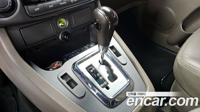 KG모빌리티(SsangYong) Korando 투리스모 4WD Chateau 11인승, 2014 9