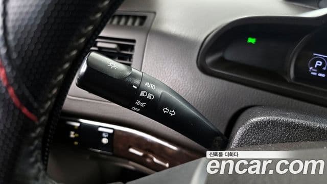 KG모빌리티(SsangYong) Korando 투리스모 4WD Chateau 11인승, 2014 18