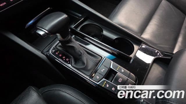 Kia All New K7 Prestige, 2016 9