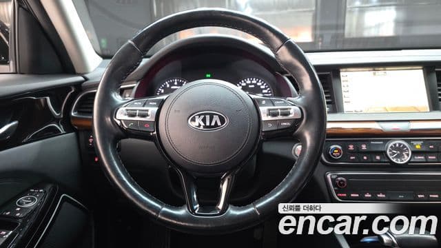 Kia All New K7 Prestige, 2016 13