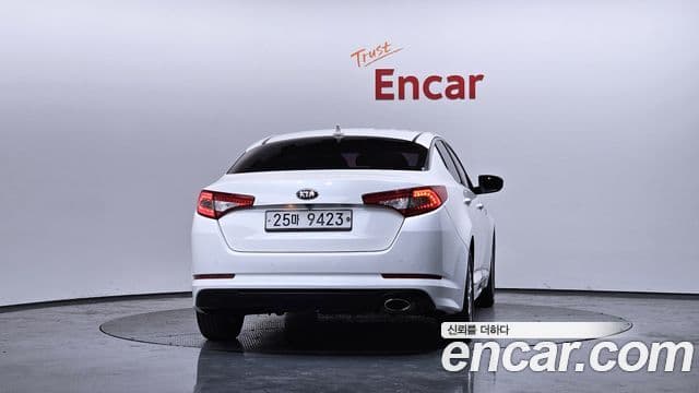 Kia K5 Prestige, 2013 4