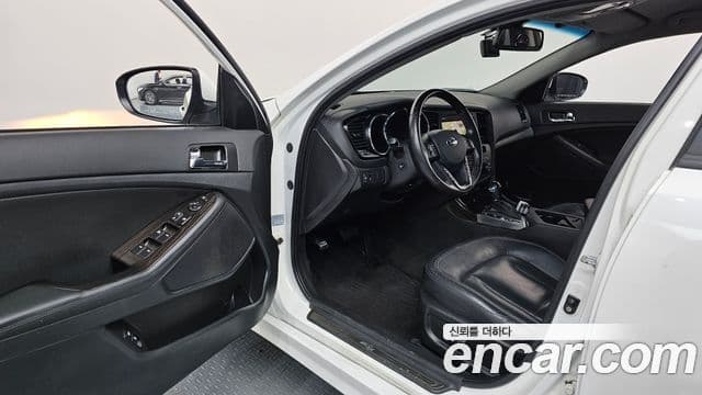 Kia K5 Prestige, 2013 10