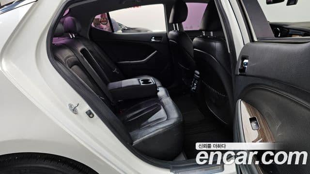 Kia K5 Prestige, 2013 12