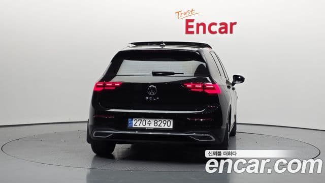 Volkswagen Гольф 8세대 Prestige, 2024 4
