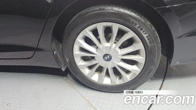 Hyundai LF Sonata 2.0 Smart, 2015 все фото